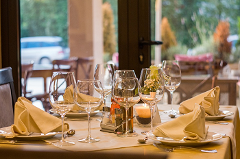 Get the best restaurant marketing services from iNET Marketing Food Service Companies